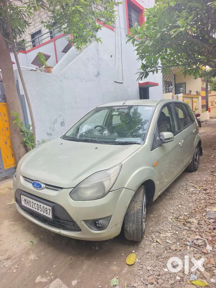Ford Figo Diesel Titanium 2012