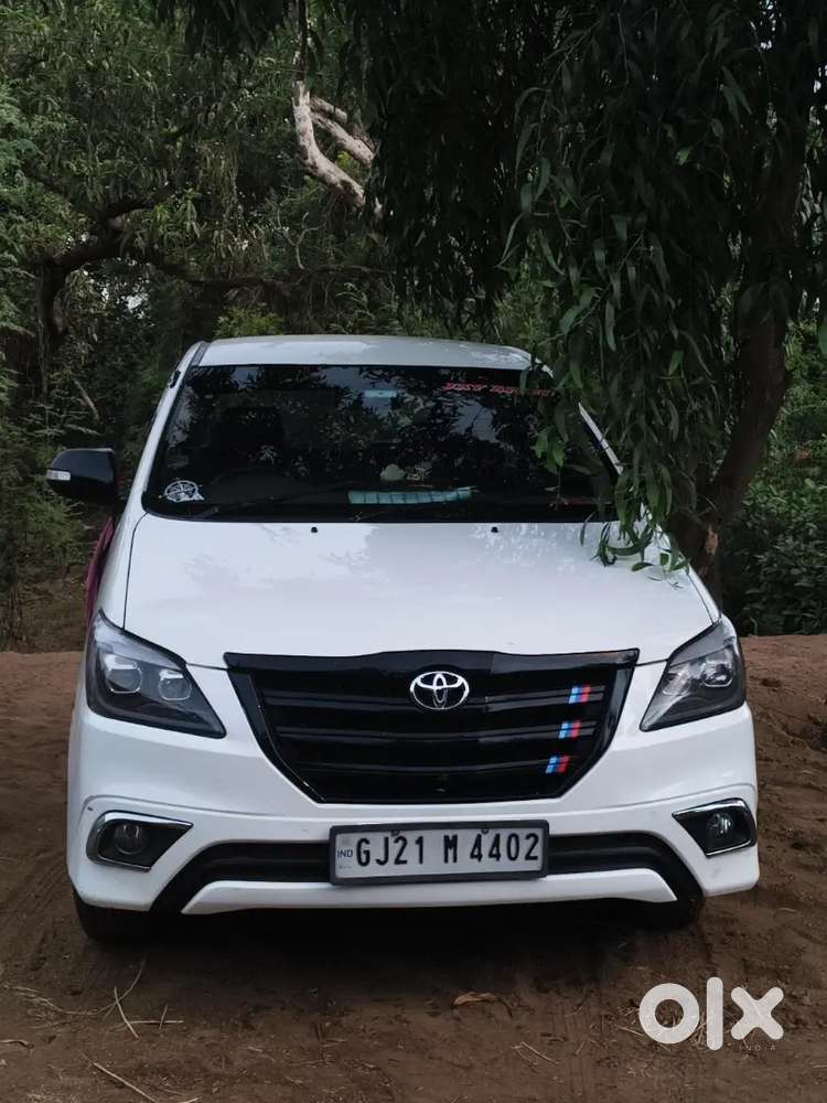 Toyota Innova 2009 Diesel 200000 Km Driven