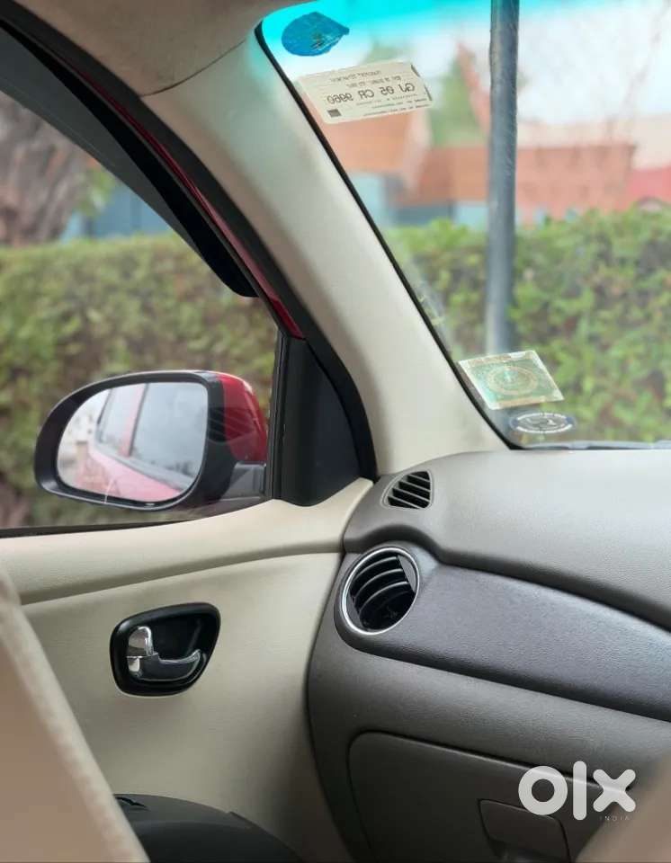 Hyundai I10 Sportz At, 2011, Petrol