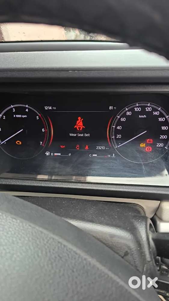 Mahindra Xuv700 Diesel Mt 2025