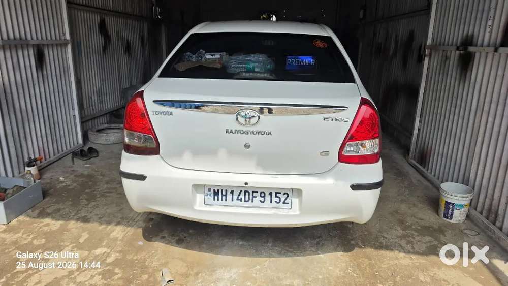 Toyota Etios 1.5 G 2012