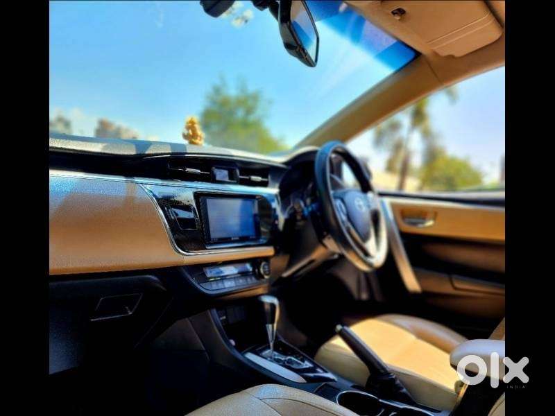 Toyota Corolla Altis, 2016, Petrol
