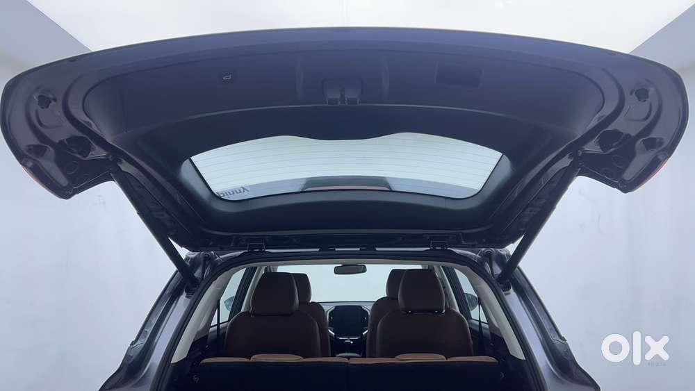 Mg Hector Plus 1.5 Sharp Turbo Cvt 6 Str, 2022, Petrol