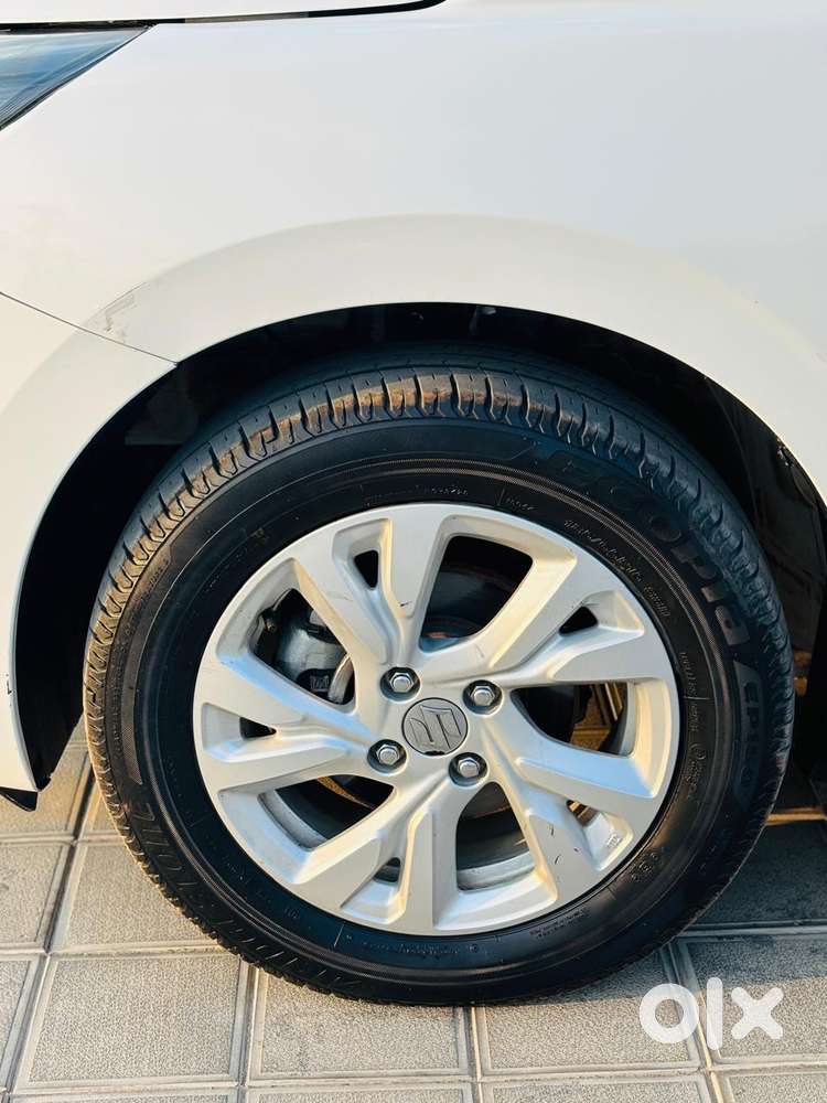 Maruti Suzuki Swift 2021-2024 Zxi Cng, 2024, Cng & Hybrids