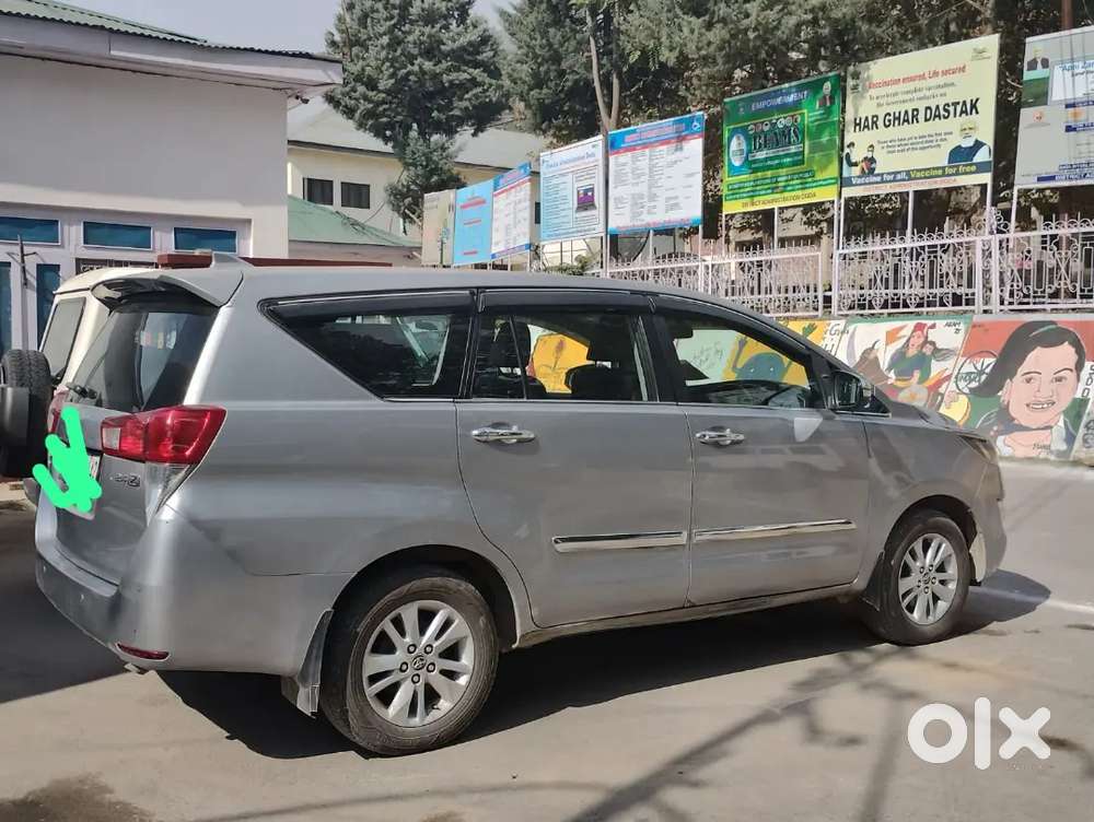 Toyota Innova Crysta 2017 Diesel 150000 Km Driven