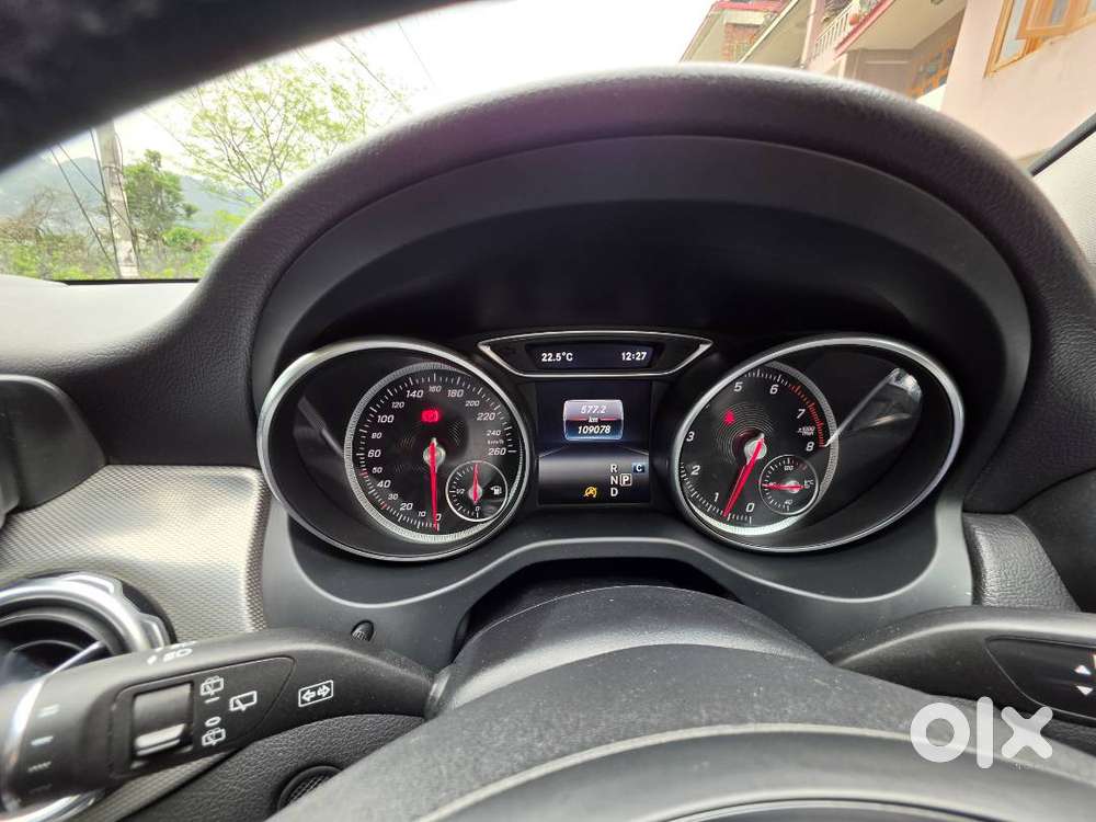 Mercedes Benz Gla 200 Silver Colour Model 2019 October.