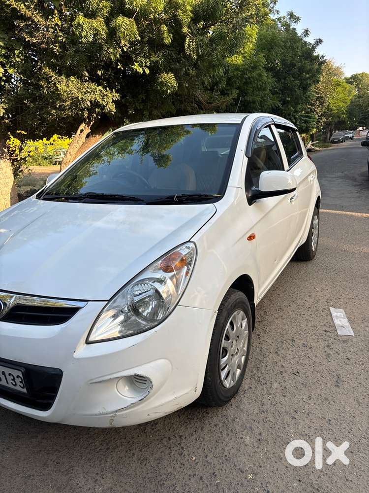 Hyundai I20 Magna 2010 Car