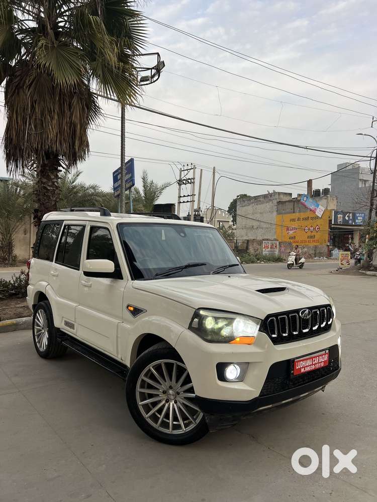 Mahindra Scorpio S10 7 Seater, 2015, Diesel