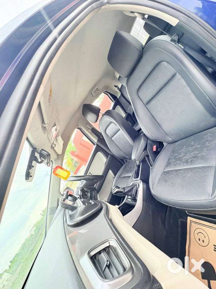 Tata Altroz 1.2 Xz Plus Petrol, 2025, Petrol