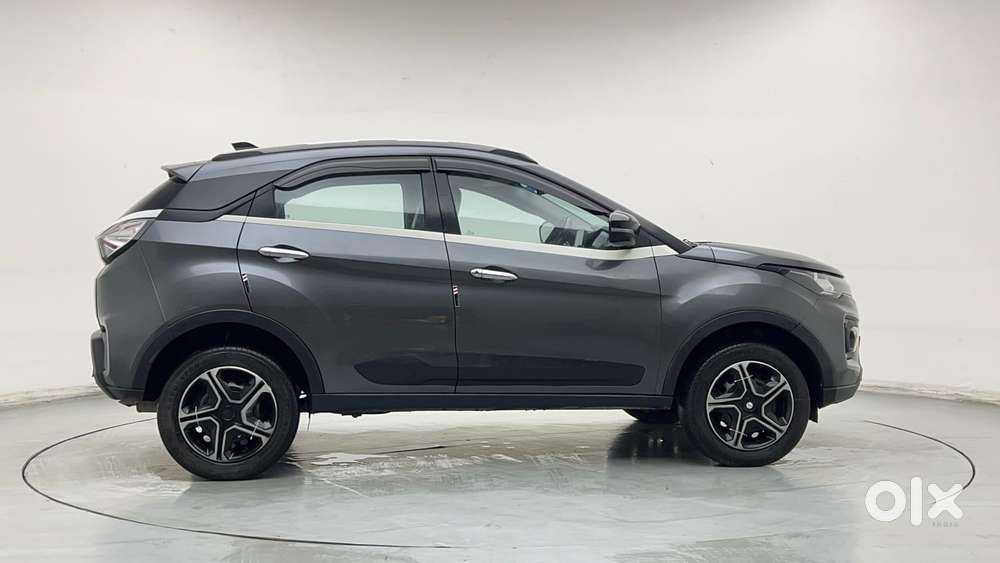 Tata Nexon 1.2 Revotron Xma Amt (s), 2022, Petrol