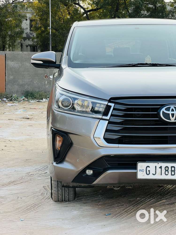 Toyota Innova Crysta 2.4 V 8 Str, 2022, Diesel