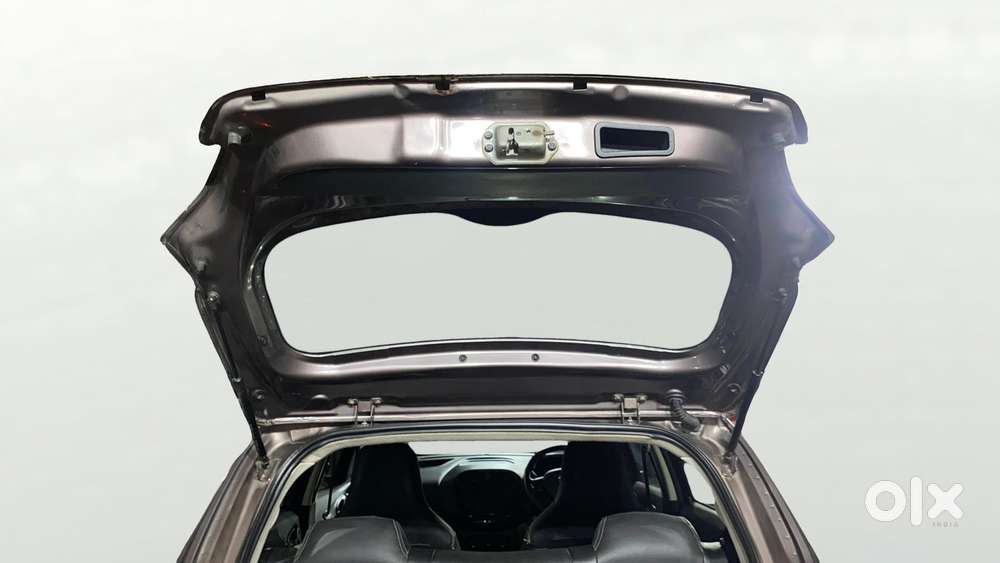 Tata Tiago 1.05 Revotorq Xt, 2018, Petrol