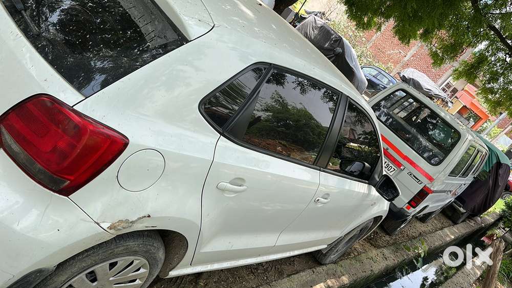 Volkswagen Polo Petrol Manual 2013