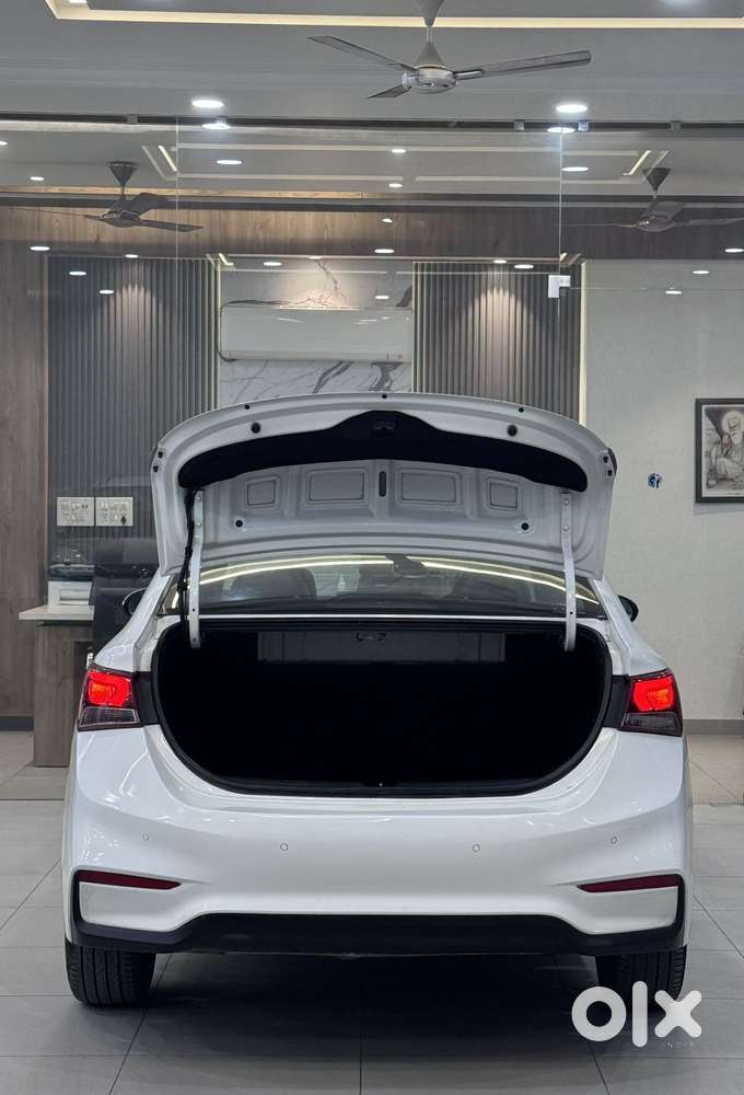 Hyundai Verna Hyundai-verna-crdi-1.6-sx-option, 2018, Diesel