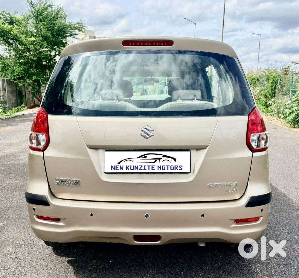 Maruti Suzuki Ertiga Vxi Shvs, 2013, Petrol