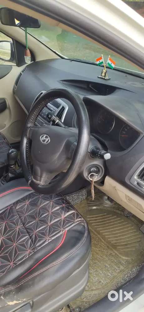 Hyundai I20 Crdi Magna 2013