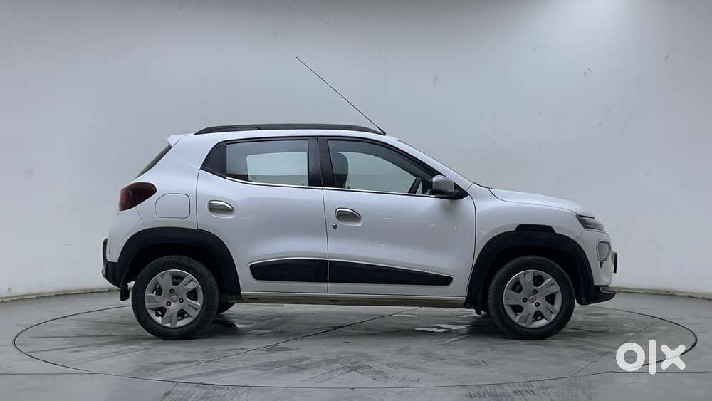 Renault Kwid 1.0 Rxt Amt, 2023, Petrol