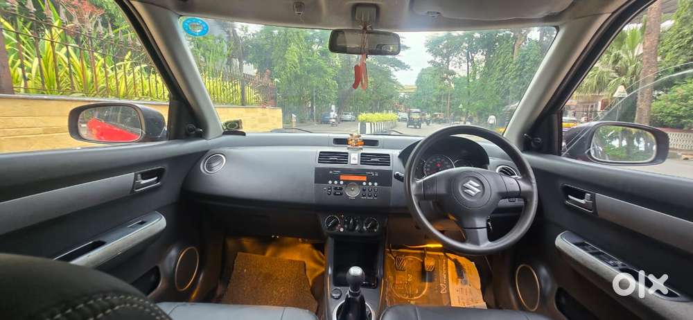 Maruti Suzuki Swift Dzire Vxi Optional, 2009, Petrol