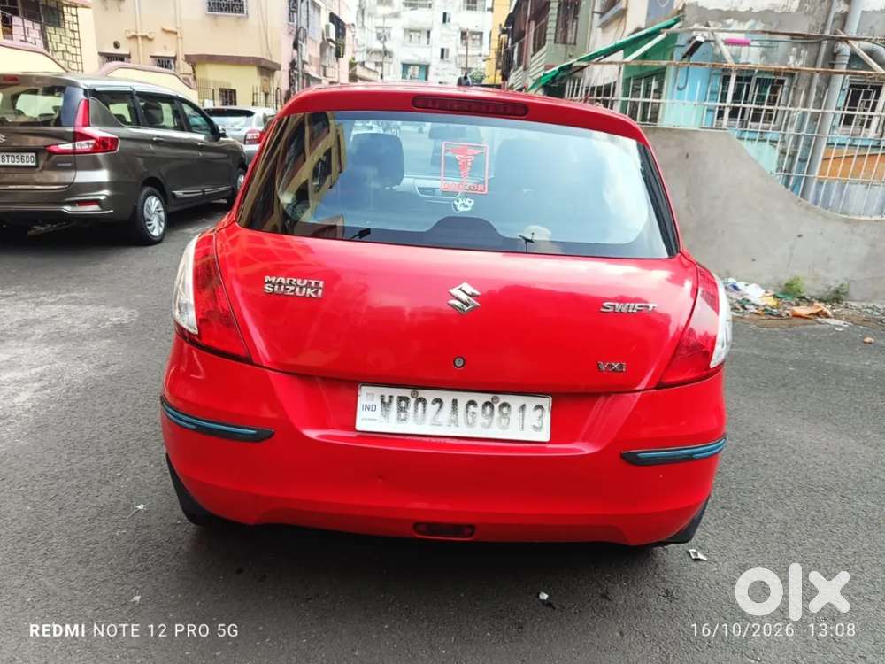 Maruti Suzuki Swift Vxi Bsiv, 2015, Petrol