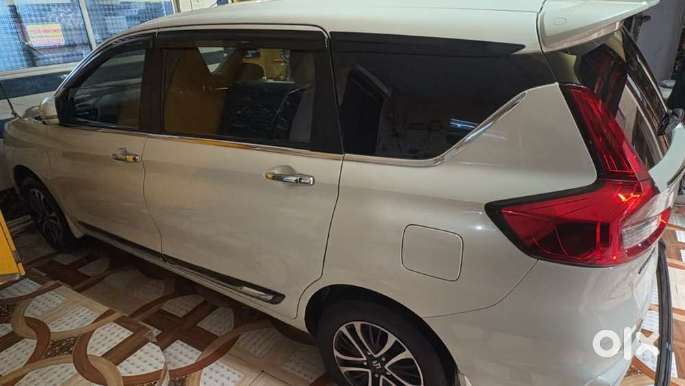 Maruti Ertiga Petrol 2024