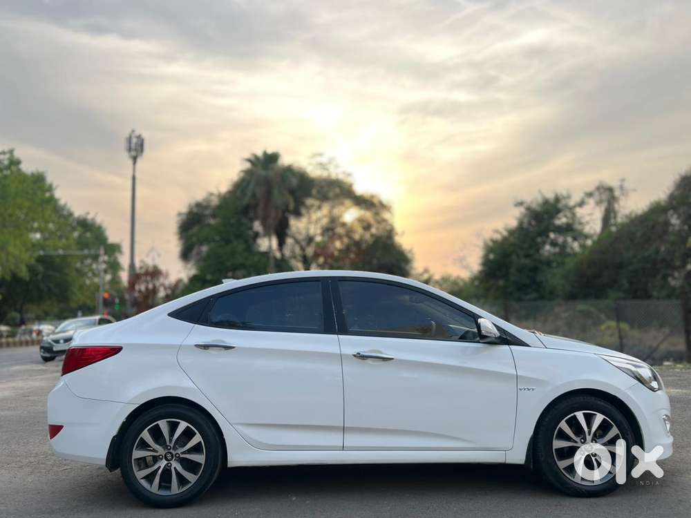 Hyundai Verna 1.6 Sx Vtvt, 2016, Petrol