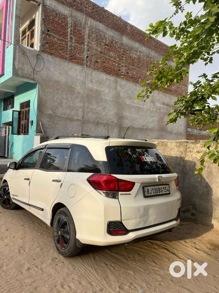 Honda Mobilio 2015 Diesel Well Maintained