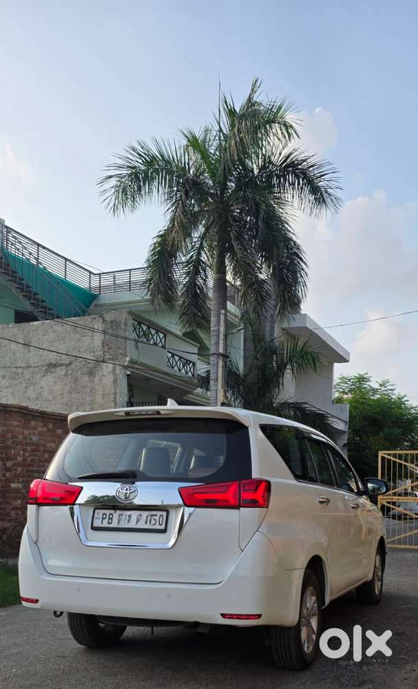 Toyota Innova Crysta 2.4 Gx Mt, 2018, Diesel