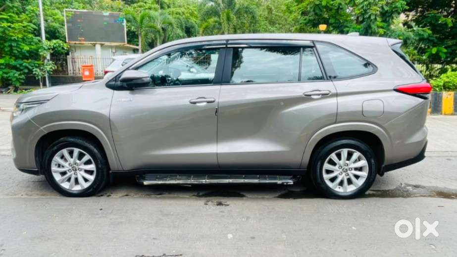 Toyota Innova Hycross 2.0 Vx Hybrid 7 Str, 2023, Cng & Hybrids