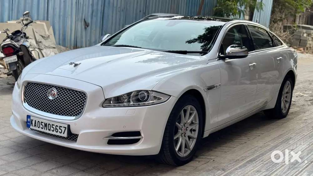 Jaguar Xj