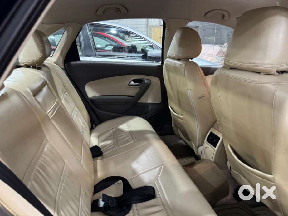Volkswagen Vento Magnific 1.6 Comfortline, 2013, Petrol