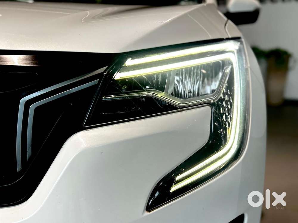 Mahindra Xuv700 2.2 Ax 7 Diesel At Str, 2023, Diesel