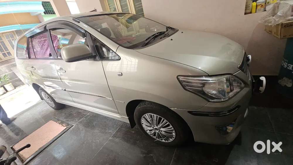 Toyota Innova Diesel 2013 Second Owner