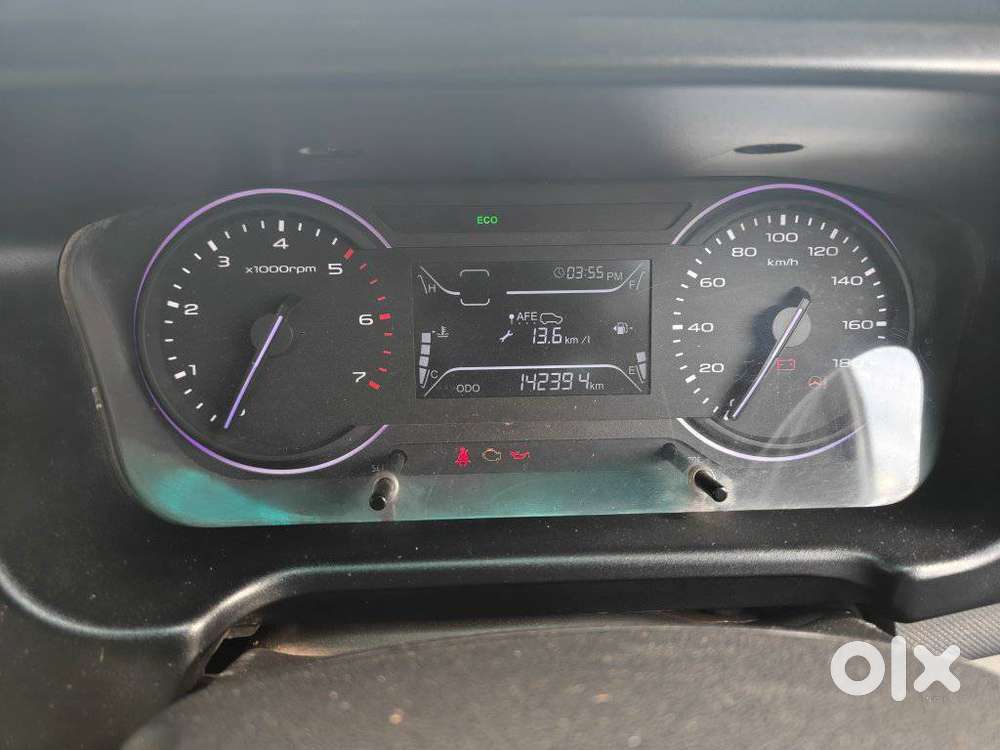 Mahindra Marazzo M2, 2018, Diesel