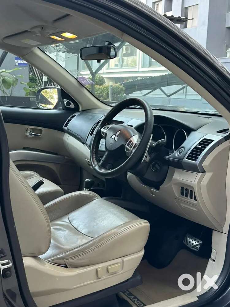 Mitsubishi Outlander 2010 Petrol