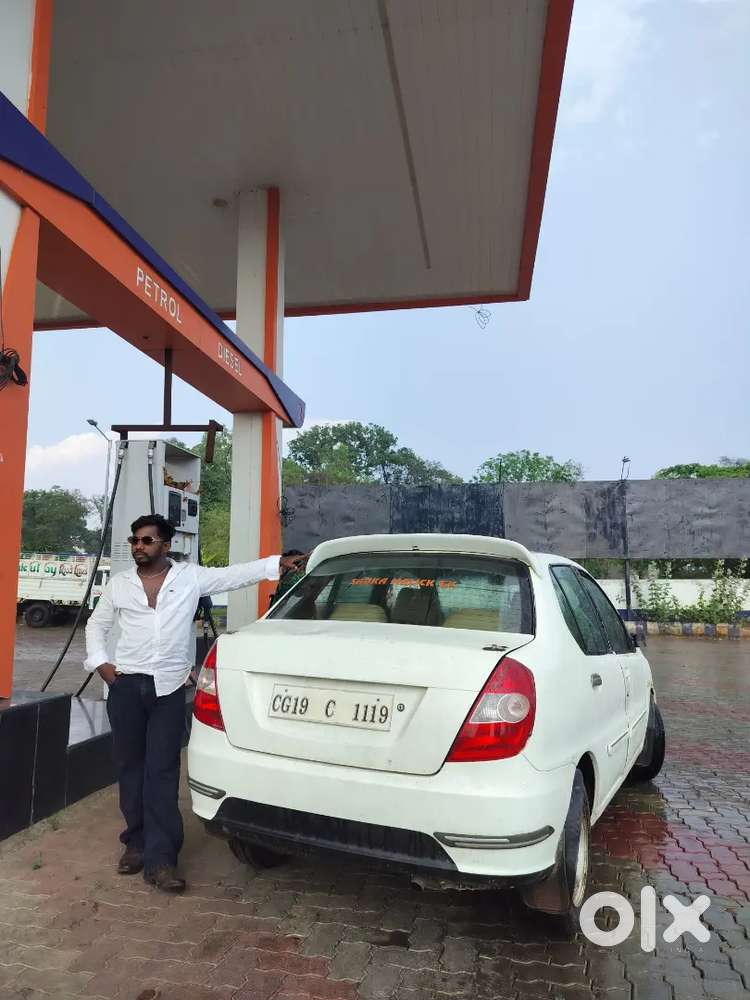 Car Mast Condition Me He Koi Kam Kharcha Nhi H