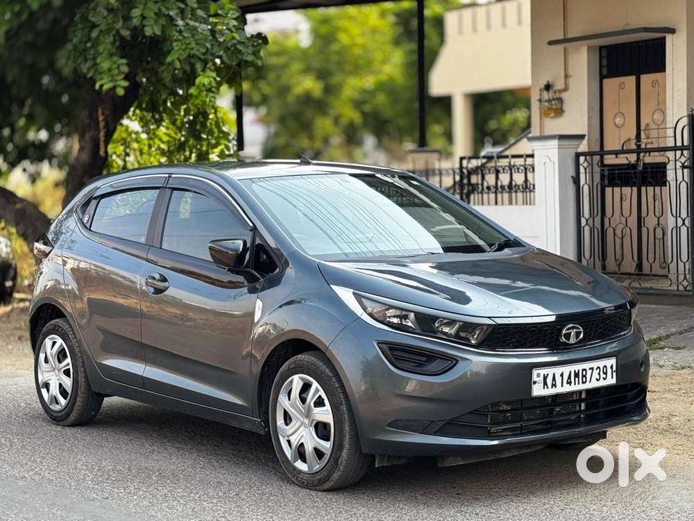 Tata Altroz 1.2 Xm Plus, 2024, Petrol