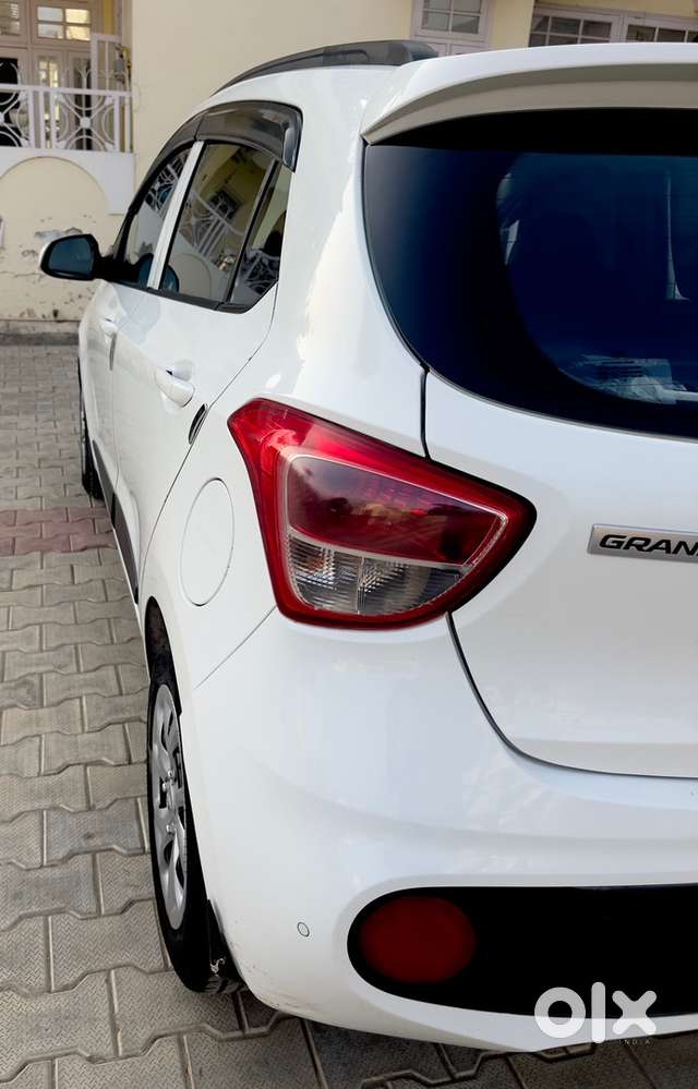 Hyundai Grand I10 2019 Petrol Well Maintained