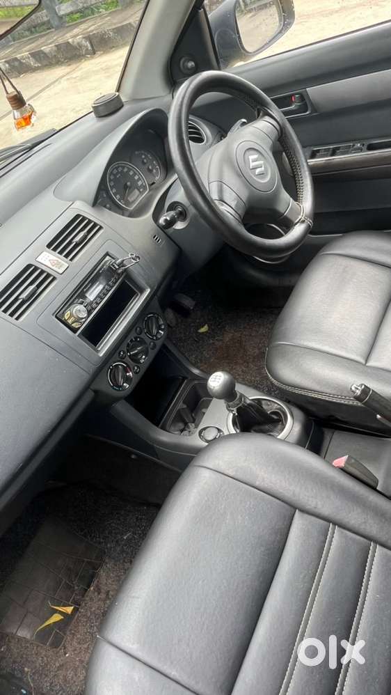 Maruti Suzuki Swift Petrol 2006
