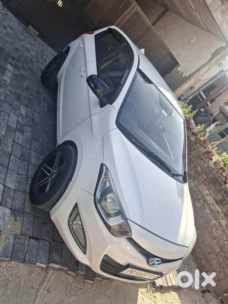 Hyundai New I20 2013 Diesel 124365 Km Driven