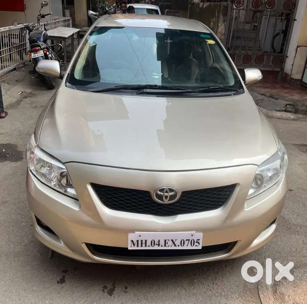 Toyota Corolla Altis 2011
