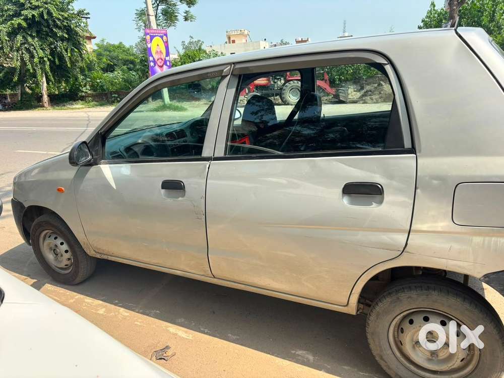 Maruti Suzuki Manual Petrol 2012
