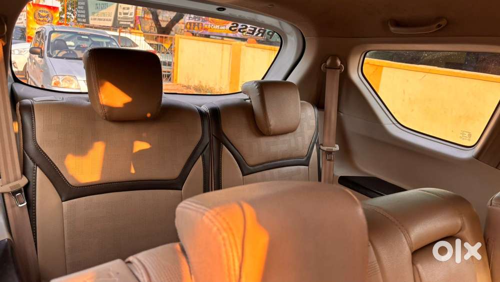 Maruti Suzuki Ertiga 1.5 Vxi, 2024, Petrol