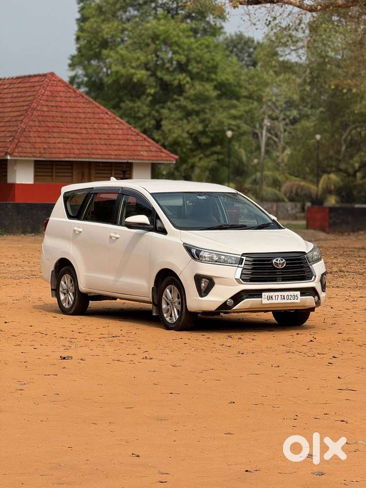 Toyota Innova Crysta 2017 Diesel Well Maintained