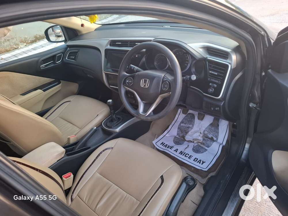 Honda City I-vtec V, 2017, Petrol