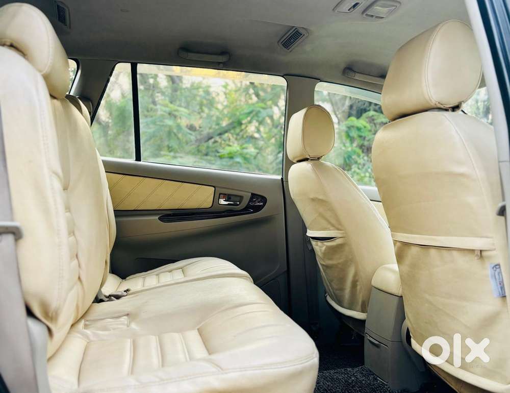 Toyota Innova 2.5 V 7 Str, 2012, Diesel