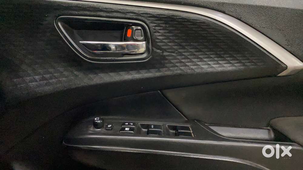 Maruti Suzuki Swift Zxi Plus, 2024, Petrol