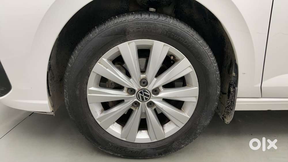 Volkswagen Virtus Highline Plus 1.0 Tsi At, 2024, Petrol