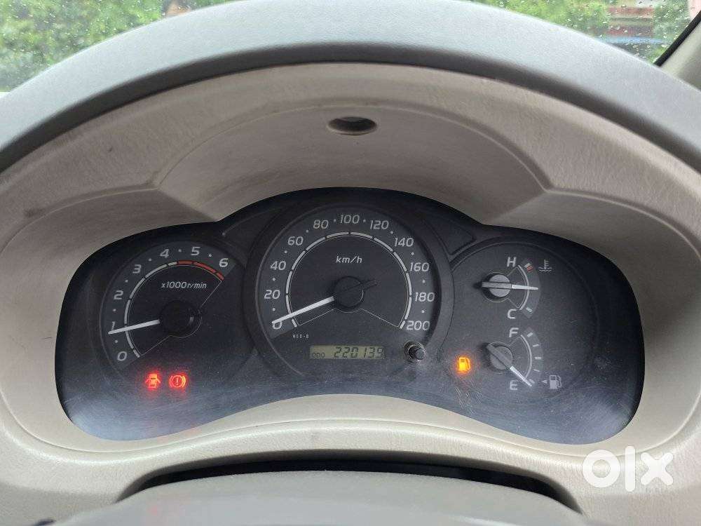 Toyota Innova 2.5 G (diesel) 7 Seater, 2011, Diesel
