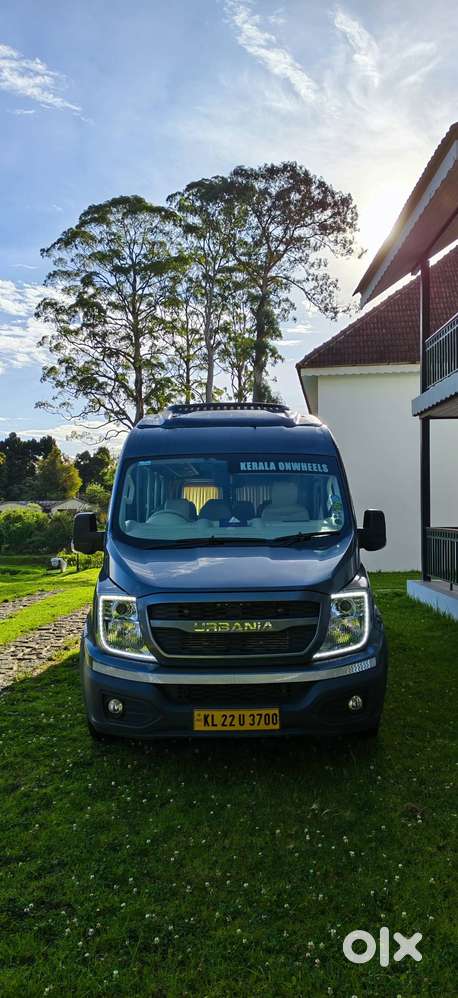 Force Motors Urbania 4400wb 17 Seater 2025