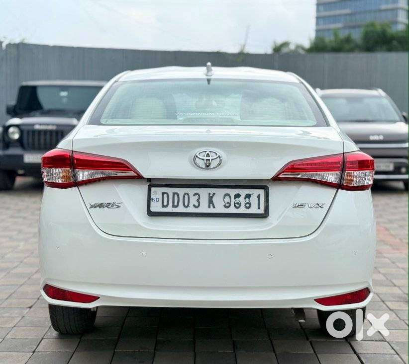 Toyota Yaris Vx Cvt, 2019, Petrol